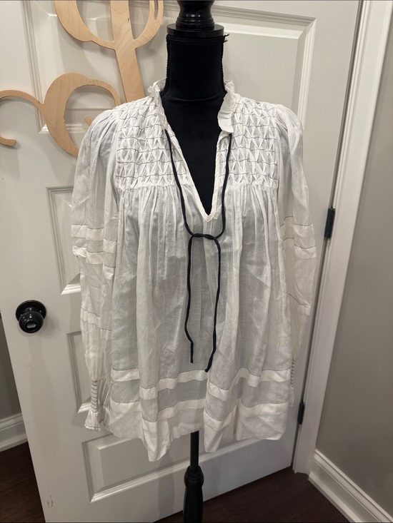Anthropologie Tops - Anthropologie White Smocked Peasant Tunic with Navy Tie